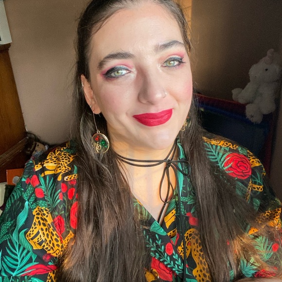 Meet your Posher, Chelsea - Picture 2 of 3